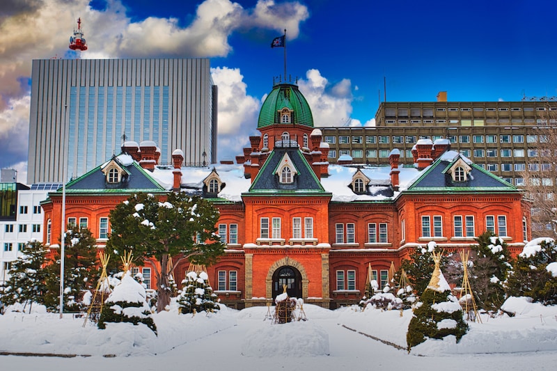 泥酔し『女性宅』に侵入　公立学校教諭(23)懲戒処分　教諭は「目を覚ましたら、知らない人の家だった…」