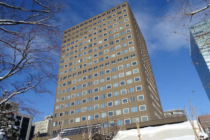 1年以上『生徒を大声で叱責』同僚教師にはパワハラ　女性教諭(50代)停職処分　被害生徒は「転校したい…」