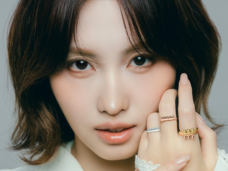 MOMO(TWICE)新ビジュアル公開! 【TASAKI】 『Metal Jewellery Collection』