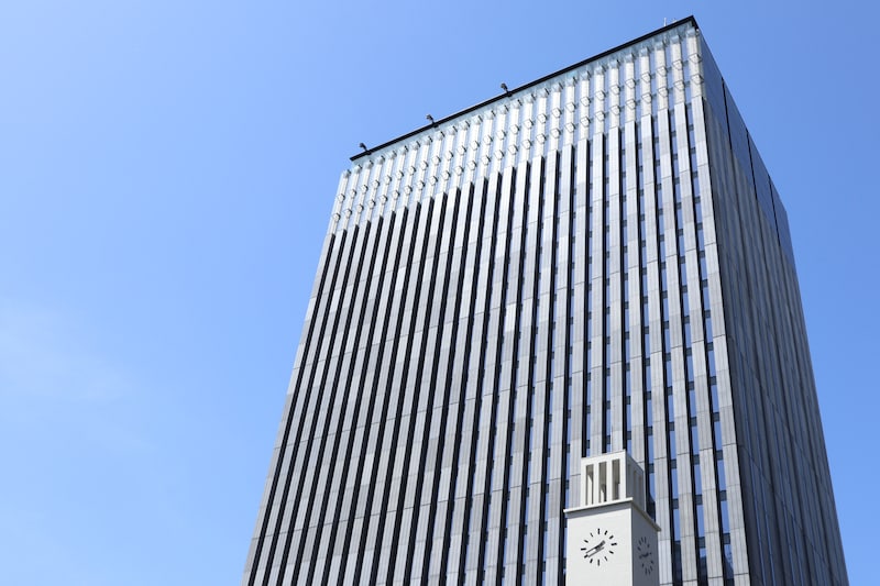 公園で『何度も下半身露出』&【露出画像投稿】 中学校教諭(32)停職処分 教諭は「承認欲求が満たされた」