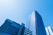 駅で『女子高生に抱きつき』太もも触る　市立小学校教諭(34)懲戒免職　【罰金50万円】の有罪判決も…