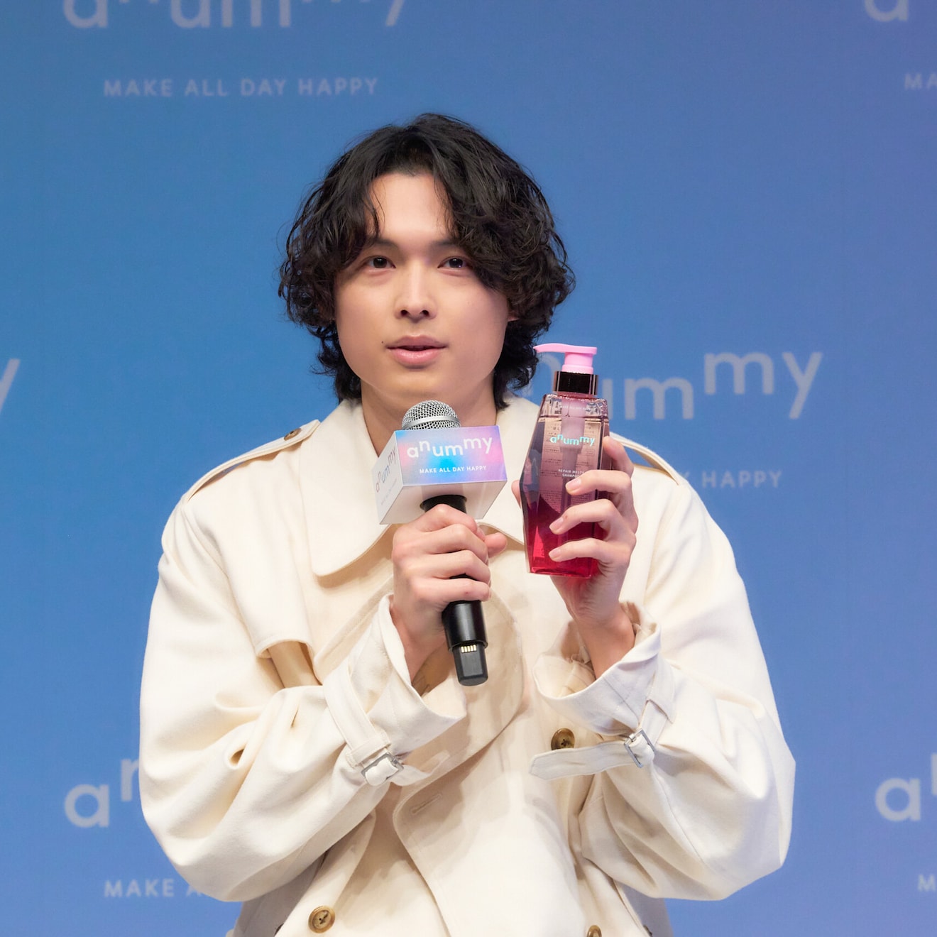 松村北斗(SixTONES)登場！ 「anummy（アニュミー）」発表会 松村 