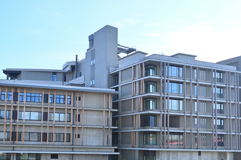 全校集会で『教職員4人』を大声で叱責など…　【パワハラ校長】停職＆降任処分　被害者の1人は「精神的苦痛で休職中」