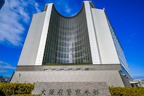 知人男性に『暴行』　【府立高校】女性教師(48)逮捕　被害男性は「頭部外傷」で死亡…