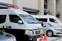 【入学予定の生徒】と『自宅で性交』　私立高校教師(23)逮捕　教師は「間違いありません」