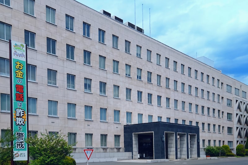 校内で『女子生徒を何度も抱きしめる』　県立高校・男性教諭(28)懲戒免職　【わいせつなメッセージ】も送信…