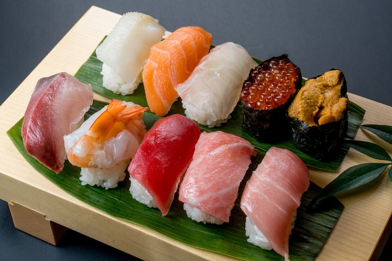 同じ寿司店で『計24人発症』　2か月連続「ノロウイルス」集団食中毒　当分の間【営業禁止】処分