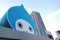 大阪・梅田の人気看板「大ぴちょんくん」内部初公開！　表情をコントロールする“心臓部”も