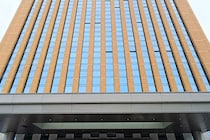 少女に『わいせつ行為・その様子を撮影』　17年間【無免許運転】　男性教諭と校長「懲戒処分」