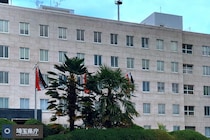 女子生徒を『両膝に乗せて』抱きしめる、【履歴書・虚偽記載】など…　埼玉県教諭「5人懲戒処分」