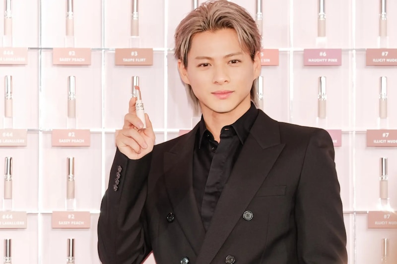 平野紫耀(Number_i)登場！　『YSL ラブヌード リップスティック』ポップアップ イベント！！　平野「素直でいることを心がけています」