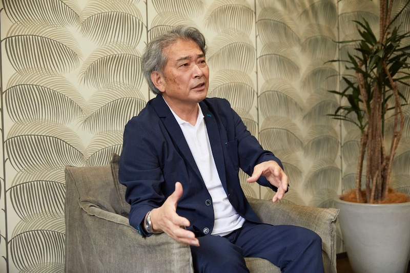 銀行員から歯科医師へ。異例の転身の先に見えた、歯科”稼げる産業化”の勝算