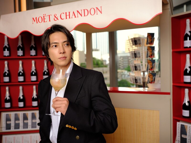 【山下智久】登場！　『モエ・エ・シャンドン サマーセレブレーション 2026』　山下「時間を見つけて海辺で飲めたら最高ですね」