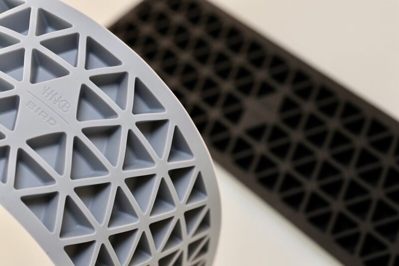 HHKBユーザーに新提案。バード電子から、シリコンタイピングベッド登場