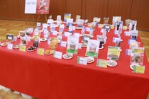 「ローソンストア100」2026年正月の選べるおせちはライフスタイルの多様化に合わせ和・洋・中の3タイプが登場