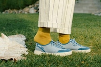 2025年の足元トレンドを振り返る！いま選ばれている“ハンズフリー”ブランド