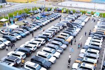 車好き必見！限定100台の「LC250CLUB MEETING IN SHONAN 2025」開催 Ottocastが協賛し、新製品「E2」を初公開