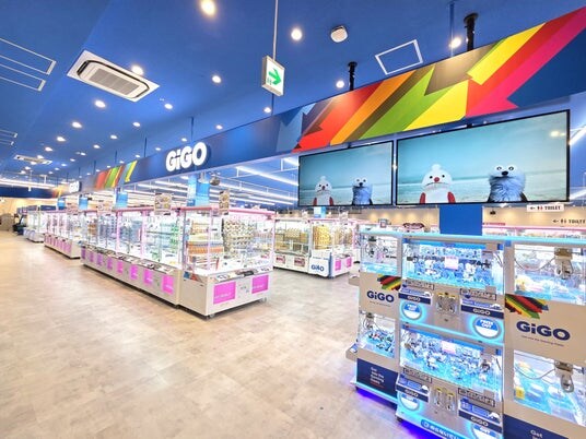 「獲れる！体験を、多くの人に」をコンセプトに、クレーンゲームコーナーを一新。キッズマーケットも導入した、3世代で楽しめる「GiGOイオン仙台中山」
