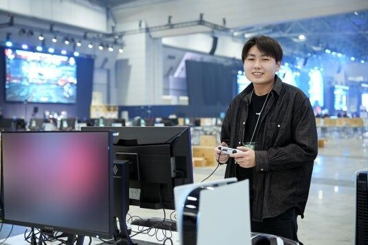 国際アート＆デザイン大学校 eスポーツビジネス科の学生が「EVO Japan 2026」の大会運営をサポート2023年より全国の専門学校に先駆けて参加し、今年で4回目の運営サポートを実施