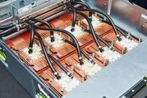 サーバー液冷プレート市場規模は2026年554百万米ドル、成長率43.1%で拡大予測