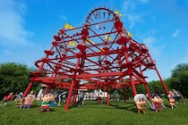 兵庫県淡路島 ニジゲンノモリ 「クレヨンしんちゃんアドベンチャーパーク」を２０２７年春リニューアル 高さ11ｍの新アスレチック『風雲！シネマアスレチック大作戦(仮)』が誕生