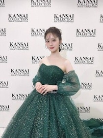 カーブアウト所属17ライバー「möco」が「KANSAI COLLECTION 2026 A／W」のランウェイに出演