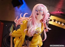 ゆずソフトがおくる『ライムライト・レモネードジャム』より、「陽見恵凪」が巨大フィギュア化。「笑顔」フェイスパーツ付きの「あみあみ限定版」で登場。