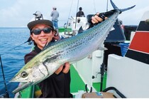 東京湾のサワラキャスティング