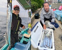 【釣果速報】兵庫県釣り船 名田屋でメーター級のタチウオGET！110cmのドラゴンも！？良型揃いで今後にも期待！