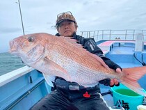 【釣果速報】千葉県梅花丸でマダイ絶好調！巨大4.17kg上がる！今後はますます大鯛の数釣りが楽しめるそうですよ！