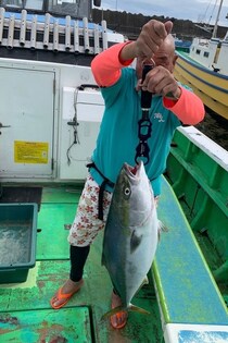 【釣果速報】神奈川県八隆丸でイナダ好調！8.2kgのブリも上がる！釣り客全員が早々に目標達成し早上がり！好きな魚を狙いに行こう！