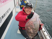 【釣果速報】神奈川県長崎屋でキロ級マダコのラッシュ到来！空前絶後のマダコウェーブに乗っかるなら今！