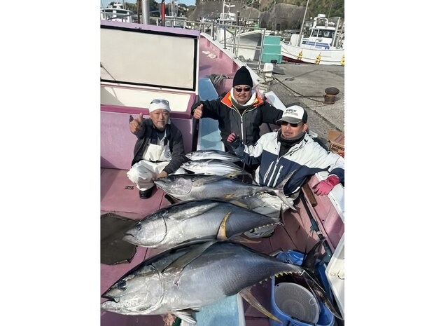 【釣果速報】マグロがヒット！サイズも35.00kgの良型交じり好調！神奈川県浜鈴丸で釣り人生最高の釣行に繰り出そう！