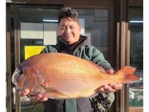 【釣果速報】神奈川県つね丸でマダイ絶好調！トップ2.10kg！ゲストも豪華で掛かるたびにワクワクが止まらない！さまざまな人気魚種があなたを待ってます！
