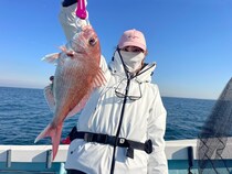 【釣果速報】神奈川県村本海事でマダイ好調！ゲストも豪華で掛かるたびにワクワクが止まらない！さまざまな人気魚種があなたを待ってます！