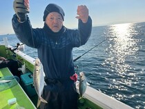 【釣果速報】神奈川県政信丸で40cmのジャンボサイズをはじめ良型主体中心でアジヒット！ポイントを熟知する船長が大満足の釣行をナビゲート！