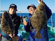 全面解禁のヒラメ釣り　懐かしの長竿も大活躍で最後にはやっちまったぜ！