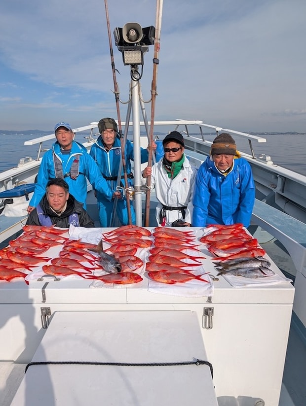 【釣果速報】神奈川県太郎丸でキンメダイ絶好調!トップ13匹!今後はますますキンメダイやクロムツの数釣りが楽しめるそうですよ!