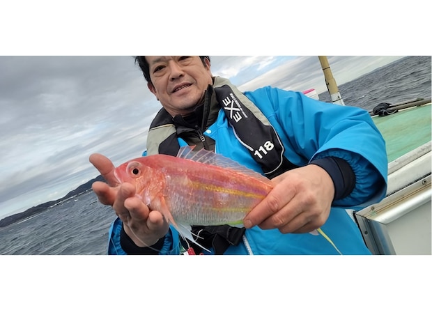 【釣果速報】神奈川県かりゆし丸で40cmの良型アマダイGET！その他イトヨリ・ホウボウ・アジと豊富な魚種でクーラー満杯！