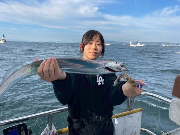 【釣果速報】兵庫県海蓮丸でメーター級のタチウオGET！最大118cm！TOP80匹！良型揃いで今後にも期待！