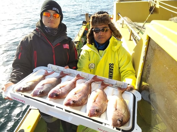 【釣果速報】神奈川県鴨下丸kawanaでイナダ・マダイ・クロダイと人気魚種続々ゲット!いろいろな魚との出会いを楽しみたい人は即予約を!