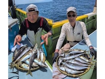 【釣果速報】神奈川県ちがさき丸でアジ入れ食い！サバ・ワラサも！好調な今シーズン、自己最高記録を狙ってみませんか？
