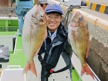 【釣果速報】海況のハンデを乗り越え2.60kgのマダイゲット！あなたも千葉県利八丸で良型マダイを狙おう！