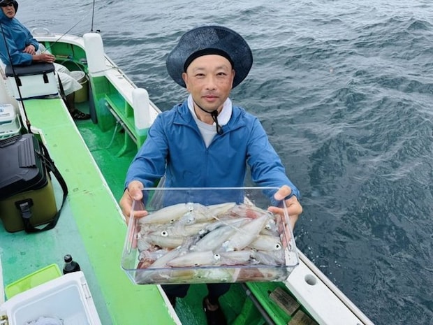 【釣果速報】神奈川県やまてん丸でマルイカMAX30匹ゲット！！次に記録を更新するのはあなただ！