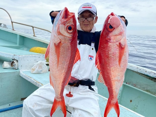 【釣果速報】静岡県久寿丸でオナガダイが快釣!サイズも最大3.80kgと釣りごたえバッチリ!三連休は真っ赤なターゲットを狙いに行きませんか?
