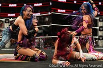 【WWE】タッグ対決へカイリがイヨとの一騎打ちに勝利 アスカと試合後襲撃でKO