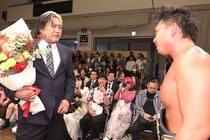 【GLEAT】諏訪魔が花束殴打再現で宣戦布告 中嶋との対決が浮上