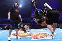 【新日本】ウルフアロンがまた投げた! 1・4ドームへNEVER王者・EVILに実力行使