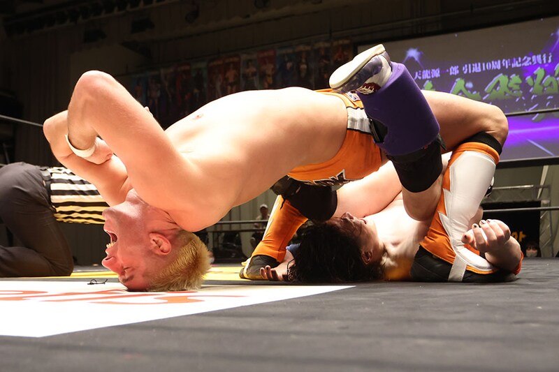 【天龍プロジェクト】白熱技巧戦はザックに軍配 矢野を鮮やか料理