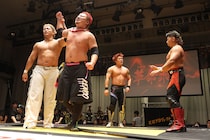 【天龍プロジェクト】鷹木&拳剛が海野&岩本を熱闘撃破 天龍に龍魂伝承誓う